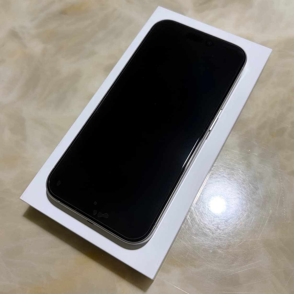 아이폰15pro 256기가 화이트 상품이미지2