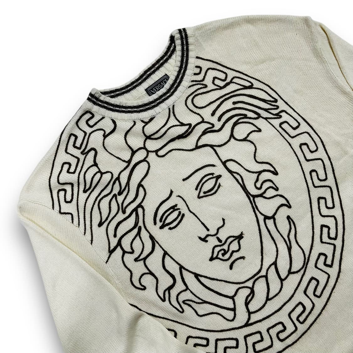 Versace Classic V2 90s Medusa knitwear 상품이미지3