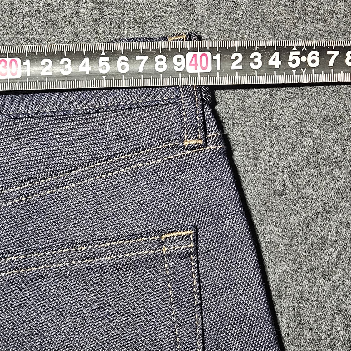 유니클로 슬림핏 셀비지 데님 31 실측 28 상품이미지7