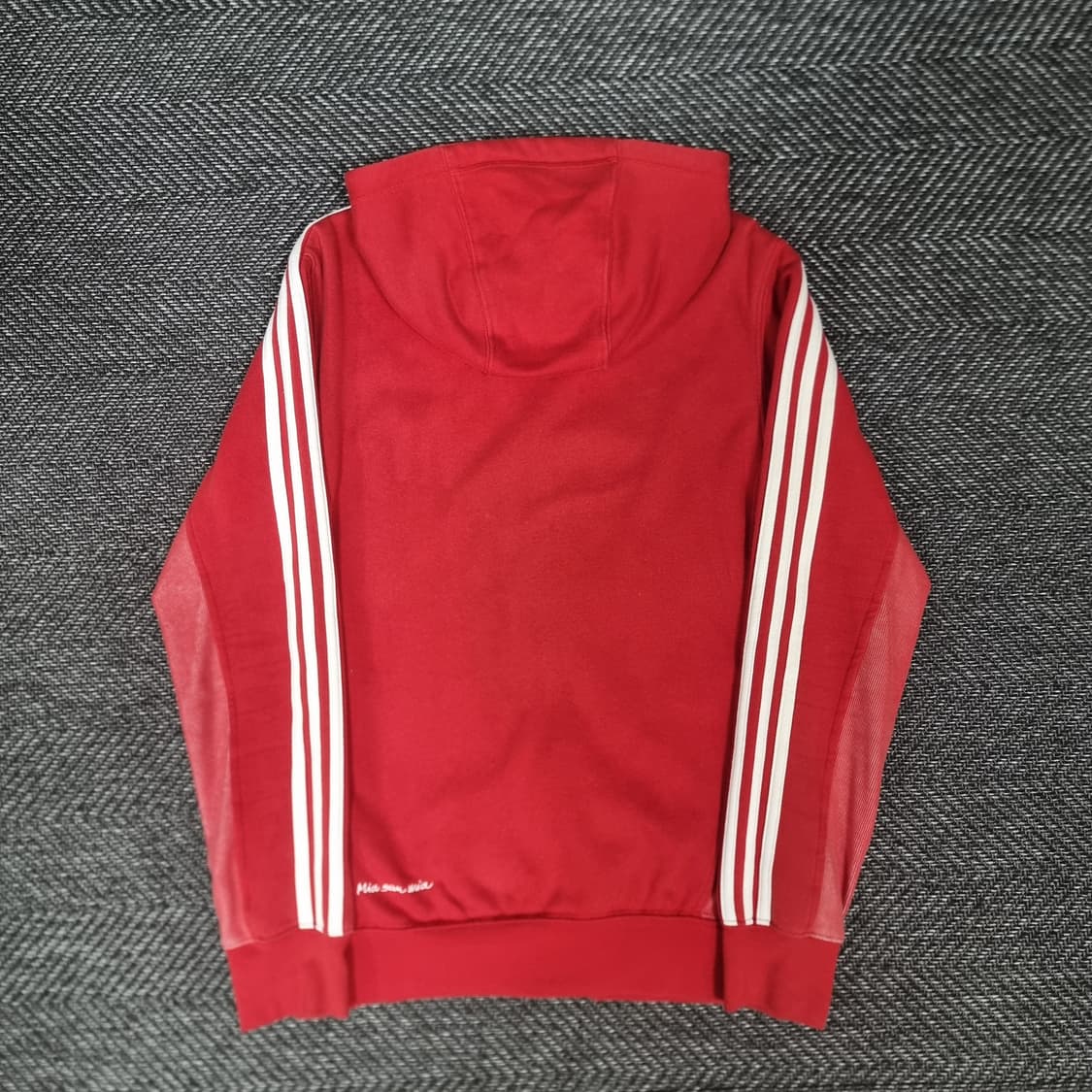아디다스 바이에른 뮌헨 후드집업 레드 상품이미지2