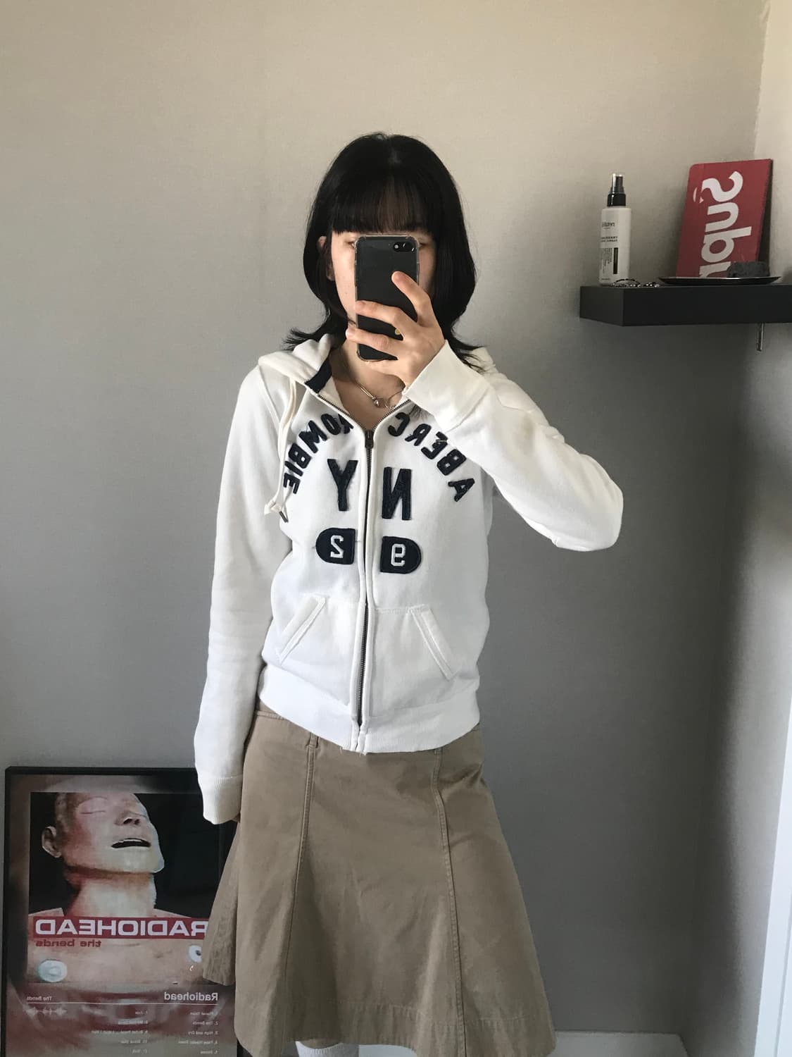 아베크롬비 중앙 자수 로고 화이트 후드집업 상품이미지1