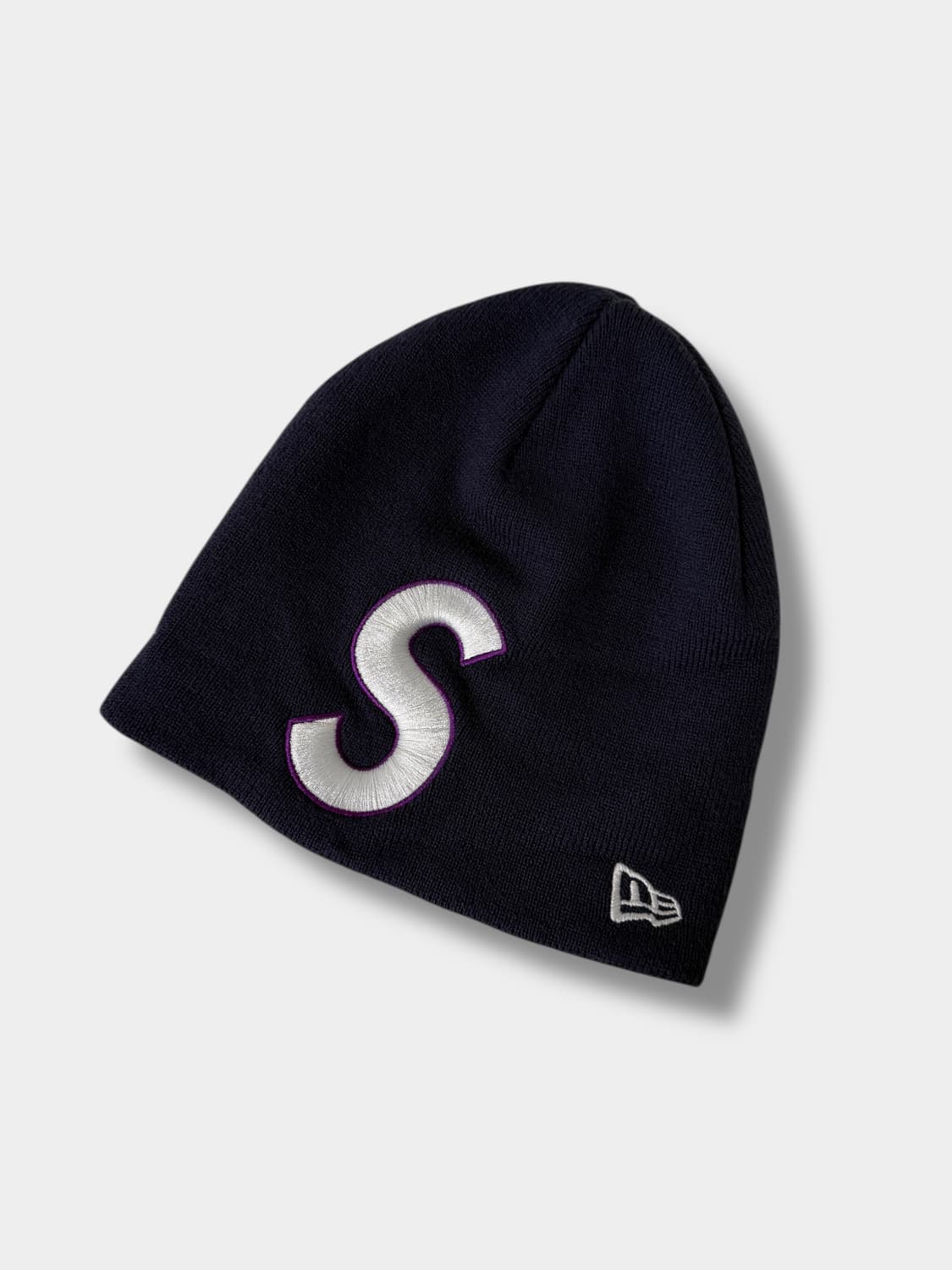 슈프림 x 뉴에라 23ss S로고 비니 상품이미지1