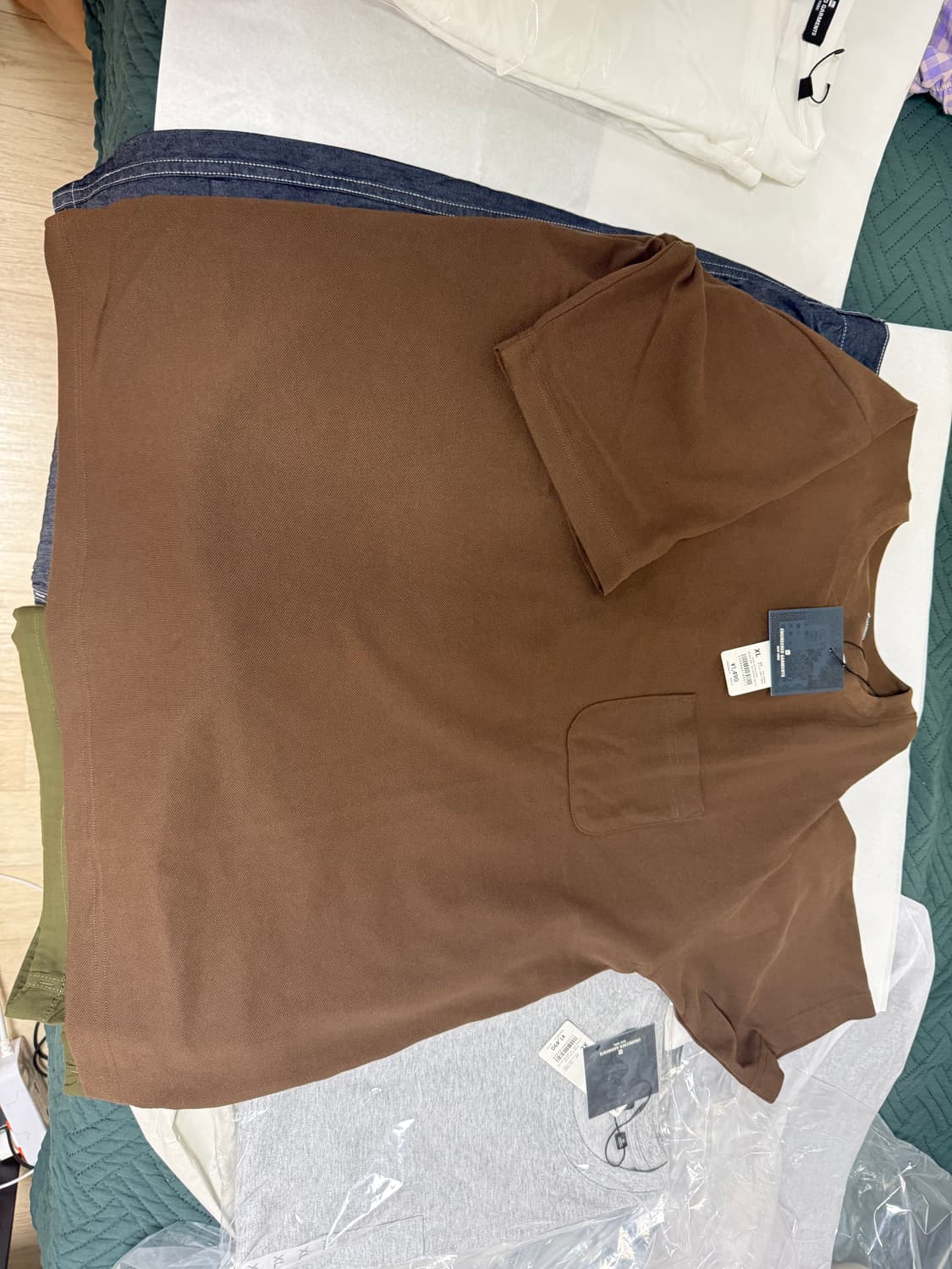 엔지니어드가먼츠 GU 크로스넥 티셔츠 상품이미지3