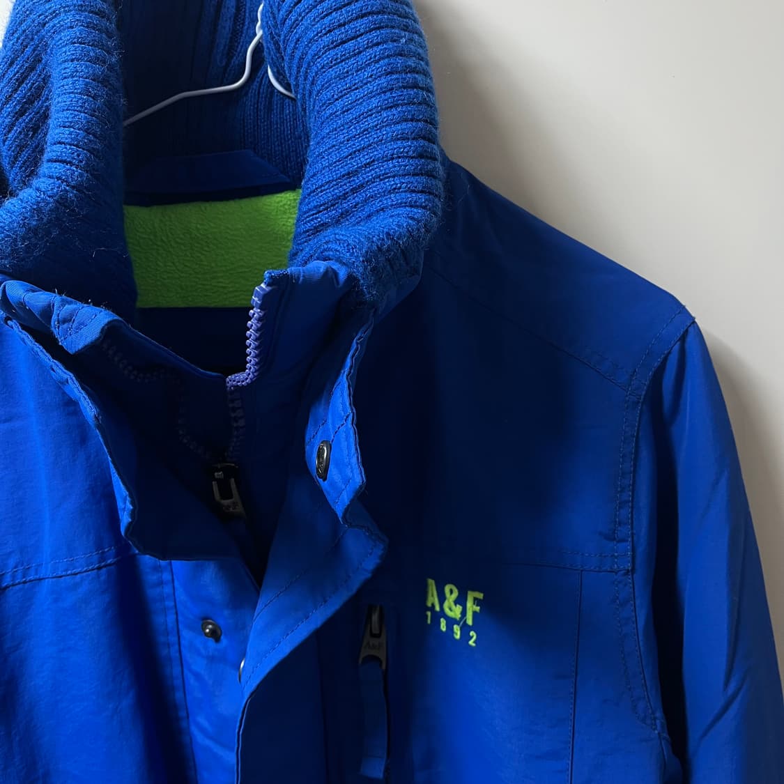 아베크롬비 Abercrombie 하이브리드 니트넥 바람막이 자켓 M/95 상품이미지4