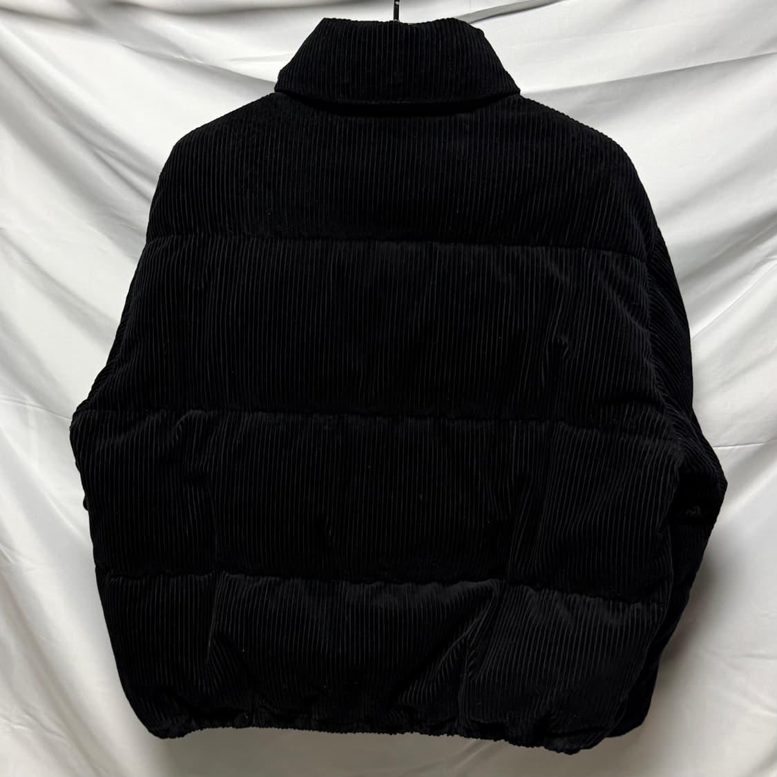 [S+급/L] 프라다 벨벳 코듀로이 패딩 자켓 블랙 상품이미지5