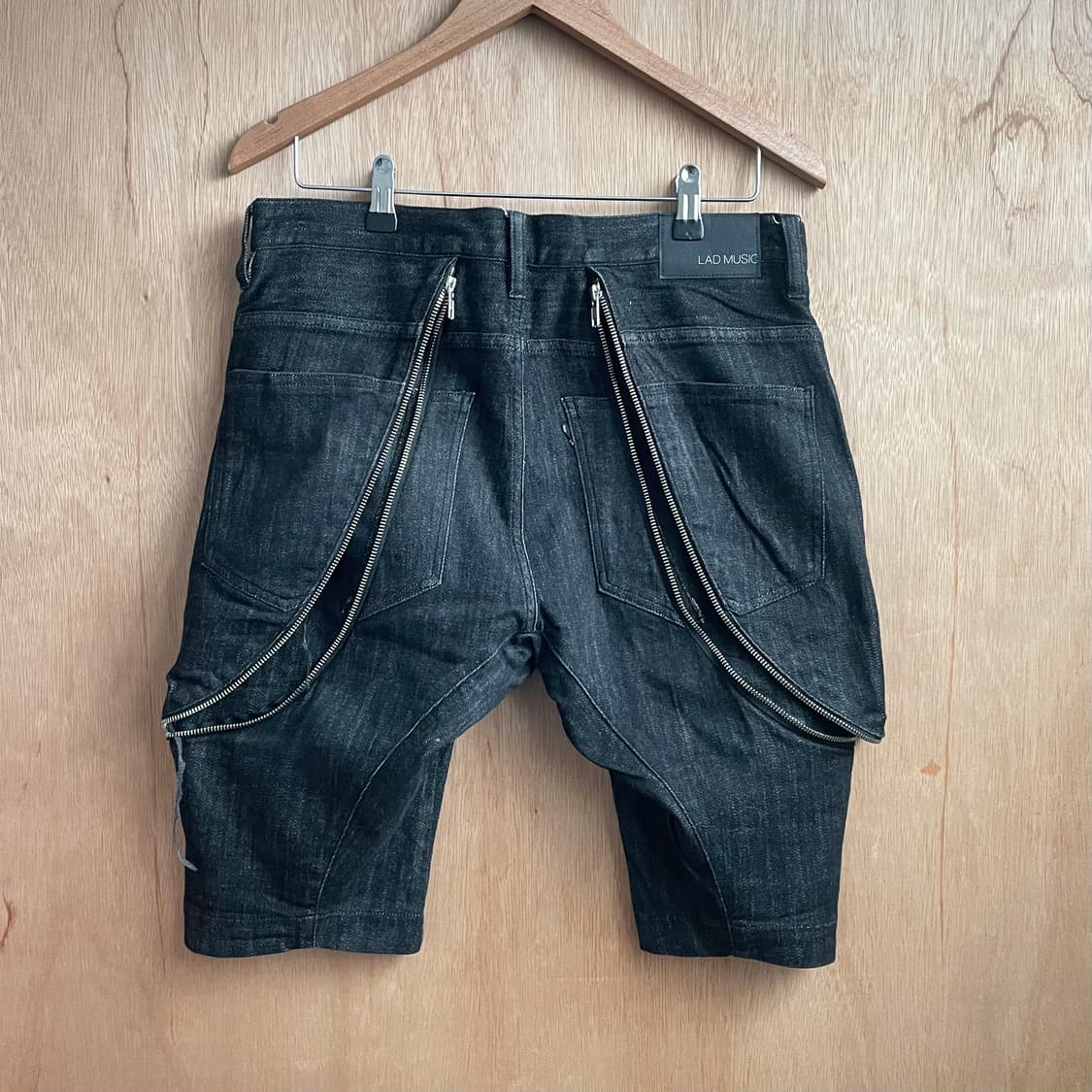 라드뮤지션 지퍼 디테일 쇼츠 상품이미지7