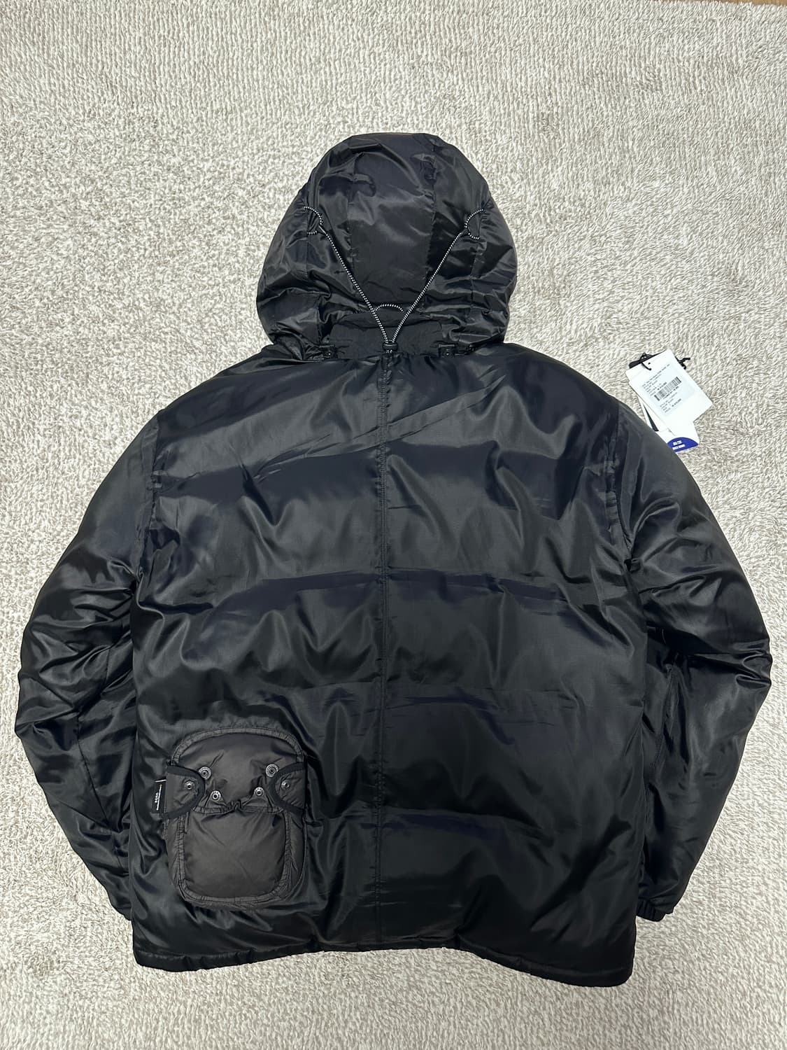 썸웨어아웃사이드 SOHC 푸퍼 패딩 블랙 라지 상품이미지2