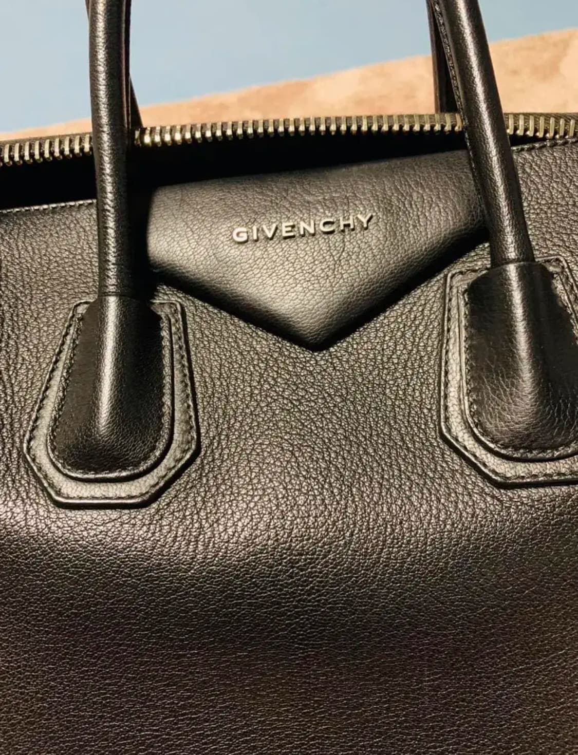 지방시 안티고나 라지 블랙 판매 상품이미지10