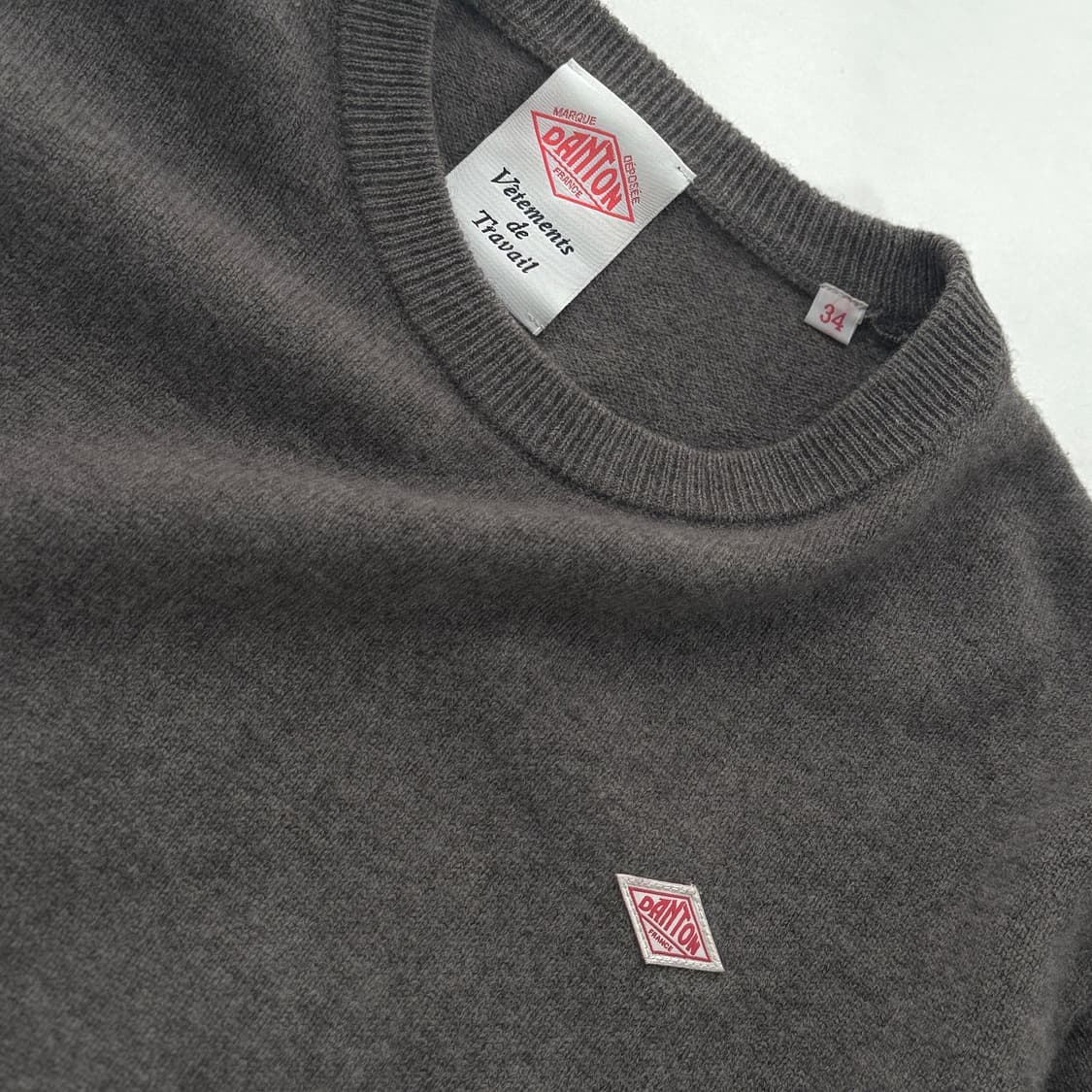 단톤 24 로고 패치 울 풀오버 상품이미지3