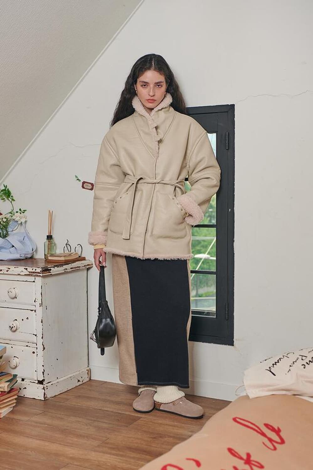 비터셀즈 무스탕 새상품 프리사이즈
택있음
 상품이미지2