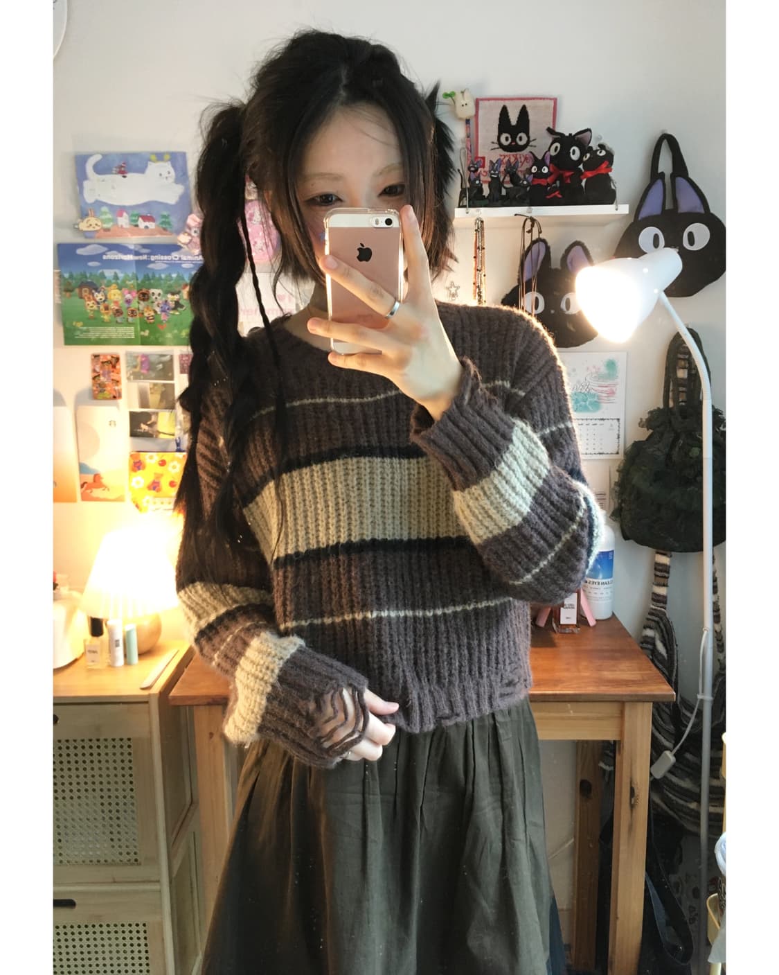 VINTAGE STRIPE CROP KNIT BROWN 상품이미지1