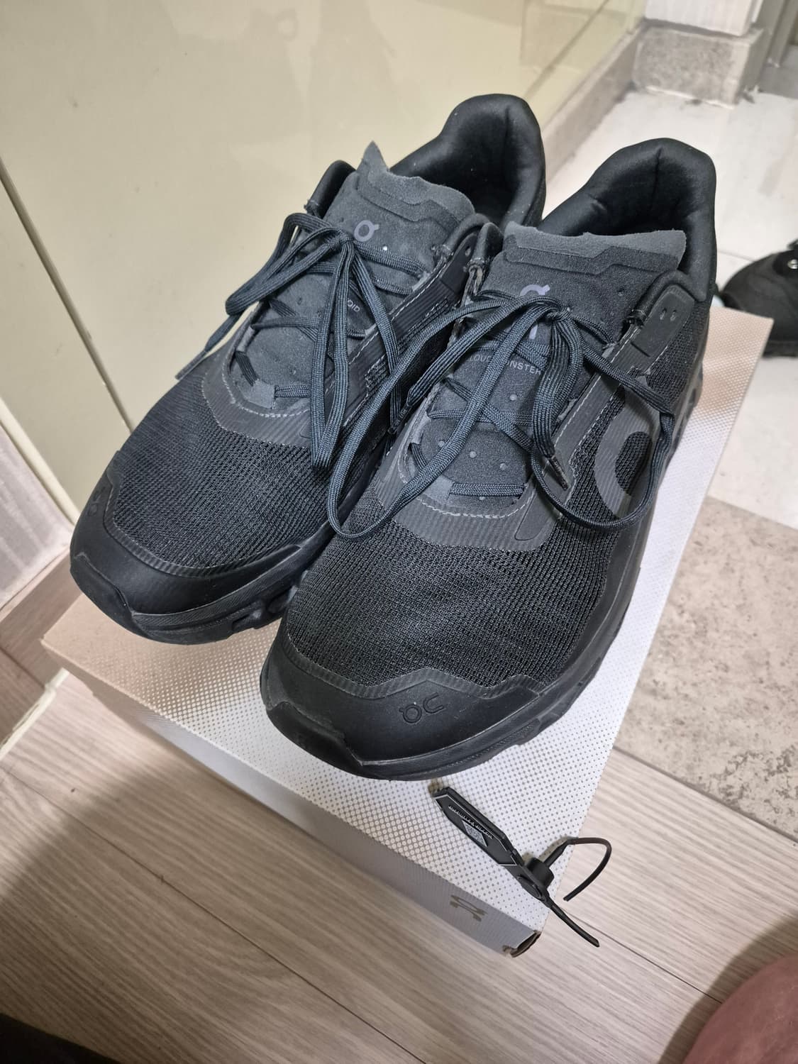 온러닝 클라우드몬스터 보이드 290 상품이미지1