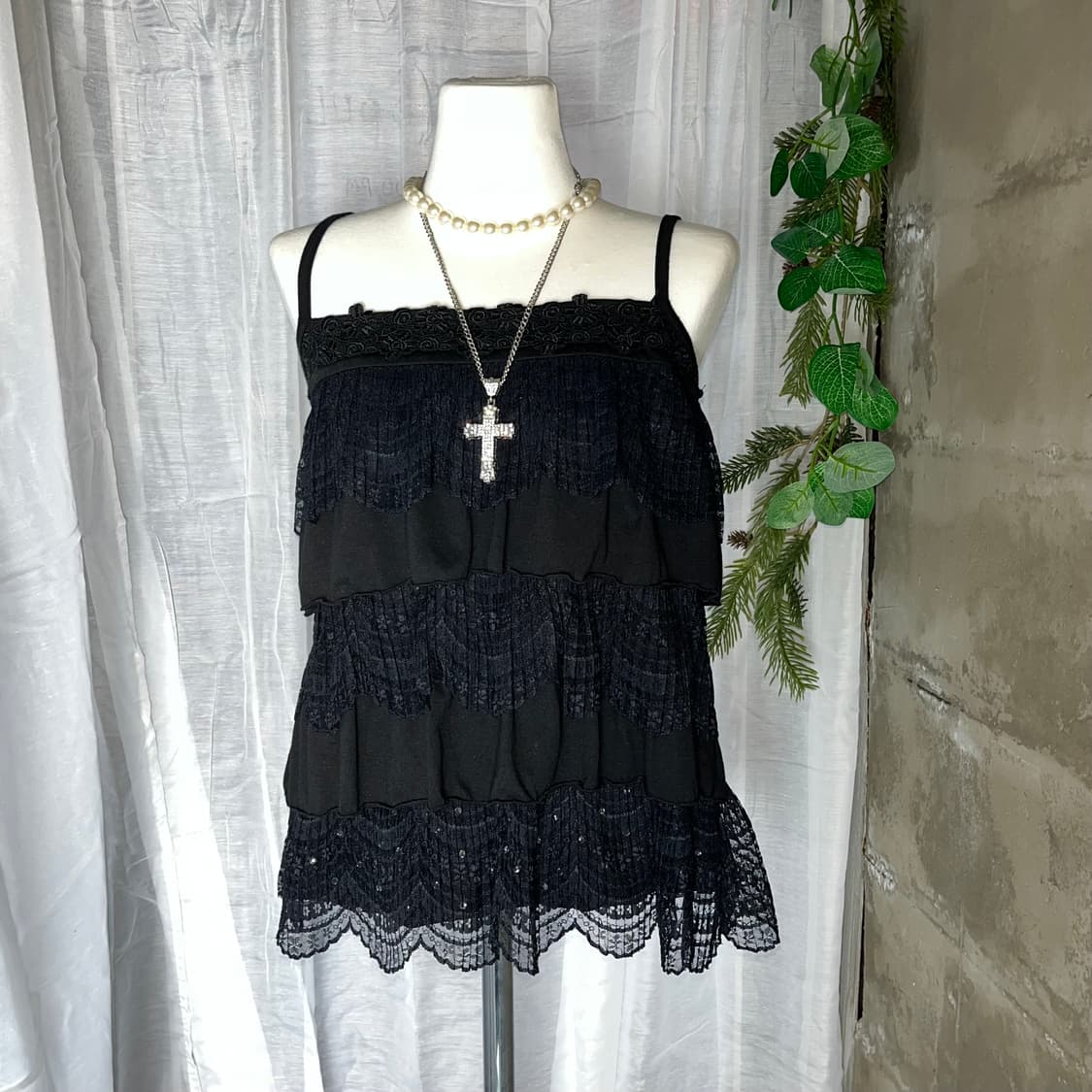 고스 펑크 레이스 나시탑 상품이미지1