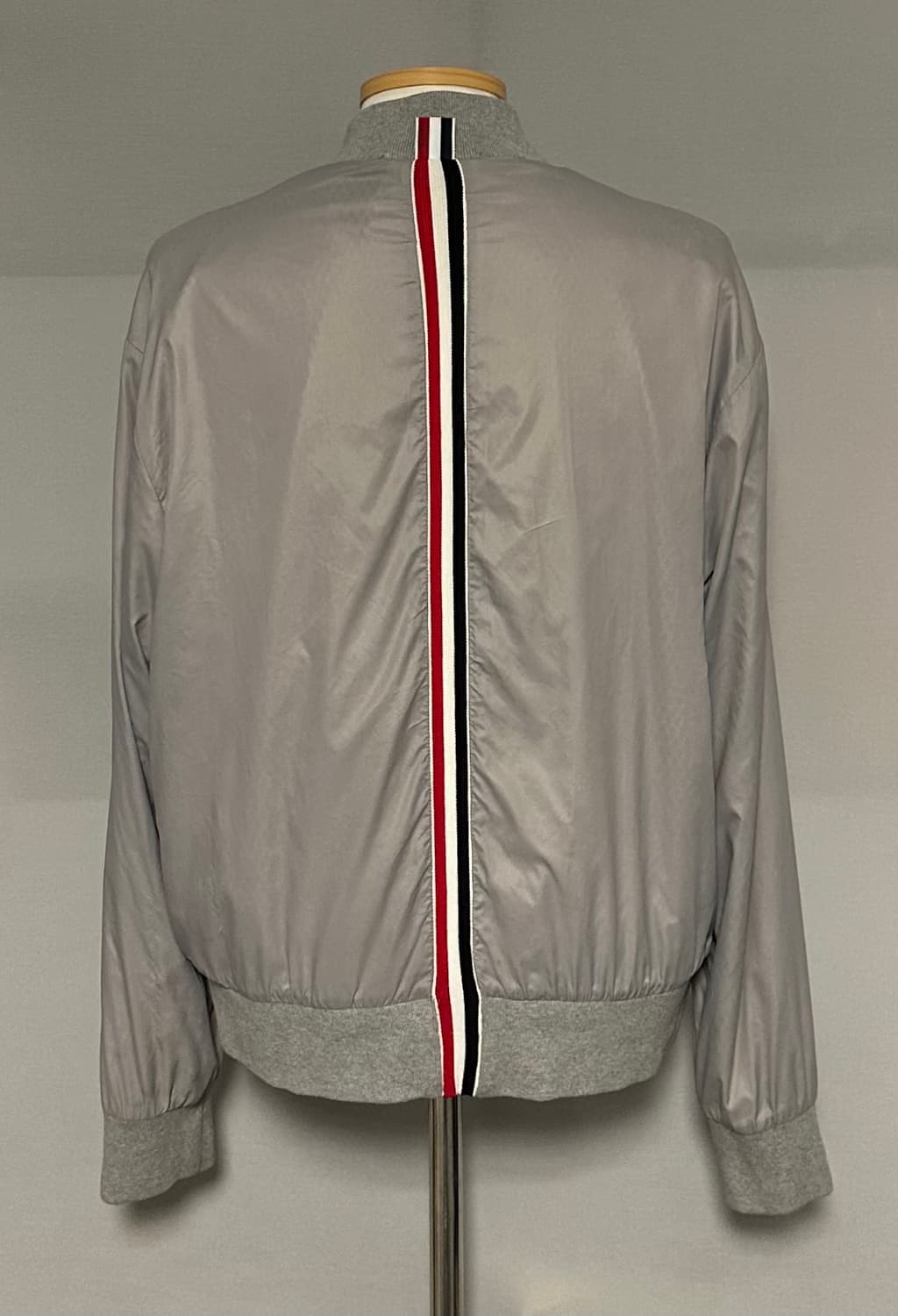 톰브라운 자켓 (100) 상품이미지1