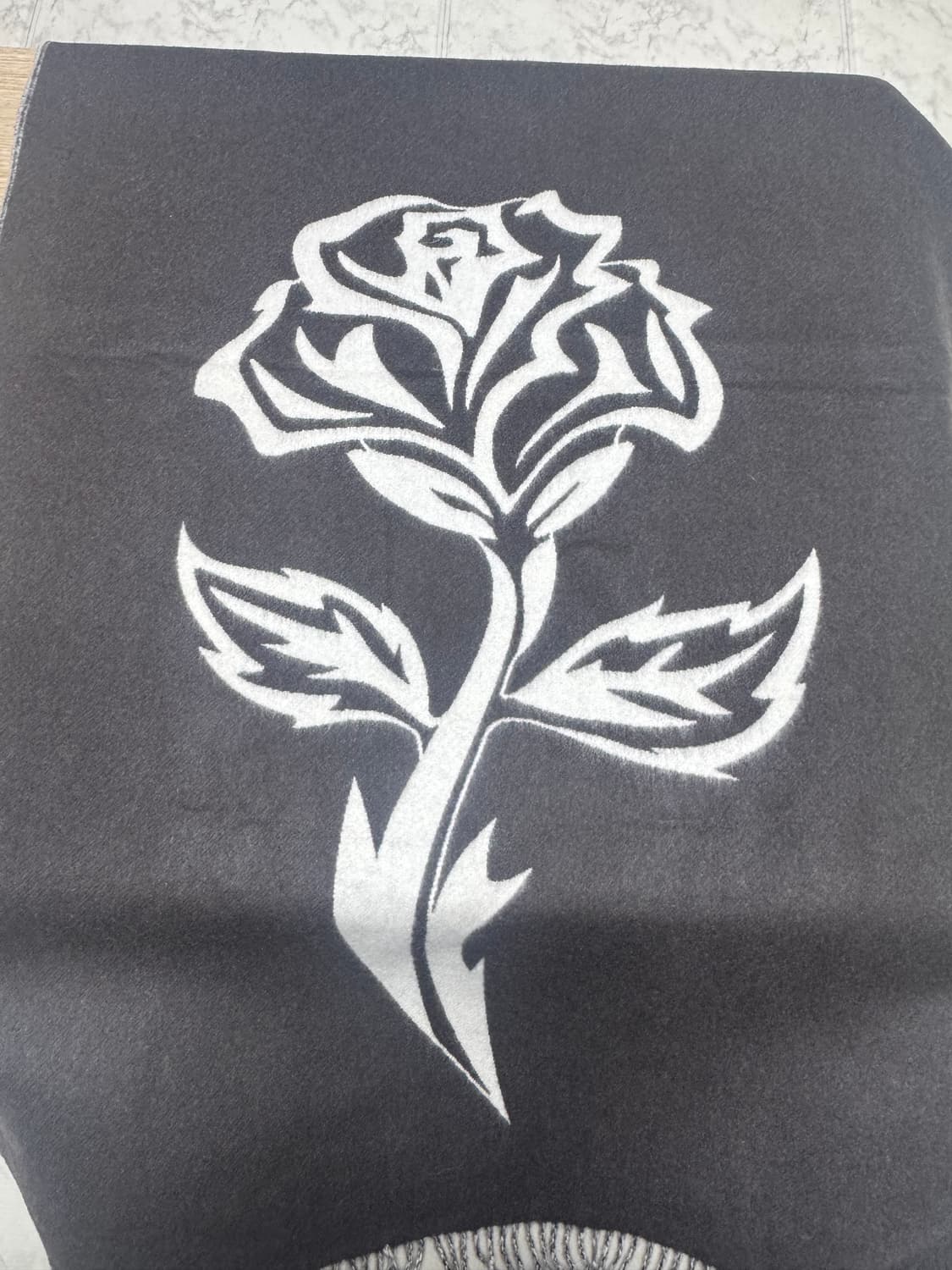 버버리 로즈 머플러 상품이미지5