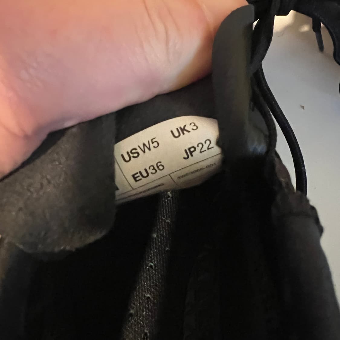 온 파프 클라우드벤쳐 피크 올 블랙 스니커즈 상품이미지7