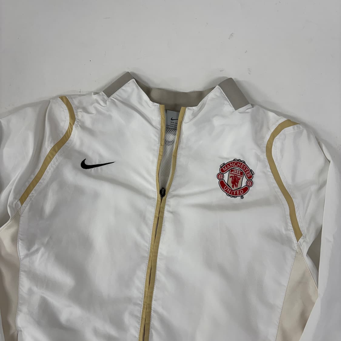 나이키 맨유 바람막이 상품이미지5