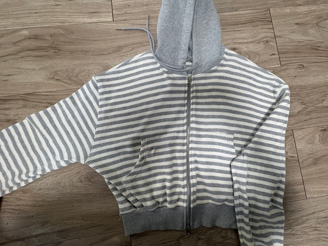 스트라이프 와플 크롭 후드 집업 상품이미지1