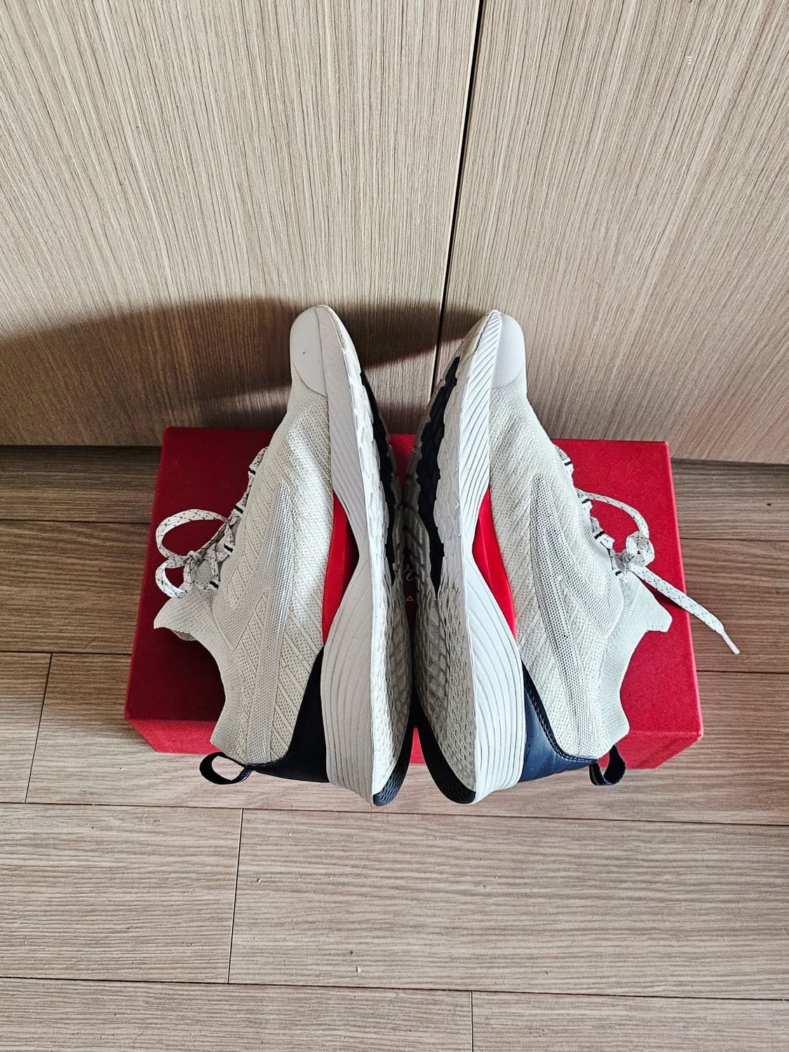 (거의새상품)휠라 RGB 플렉스 뉴데이 240mm 상품이미지4