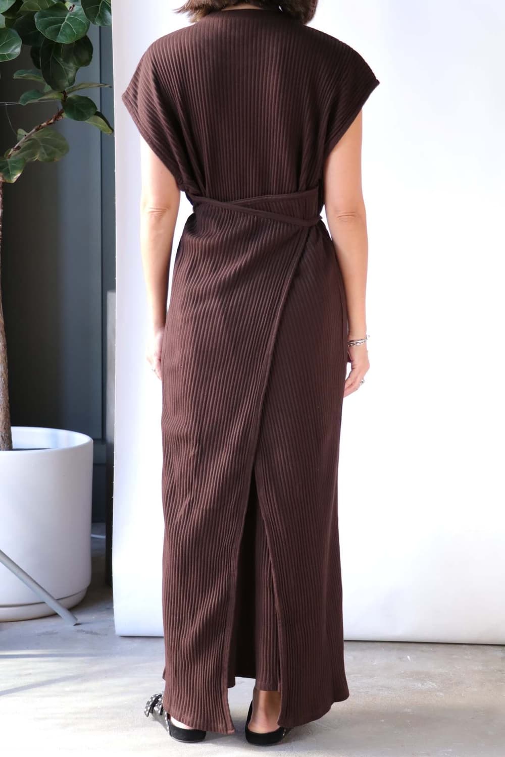 베이스레인지 shaw sleeveless dress 상품이미지2