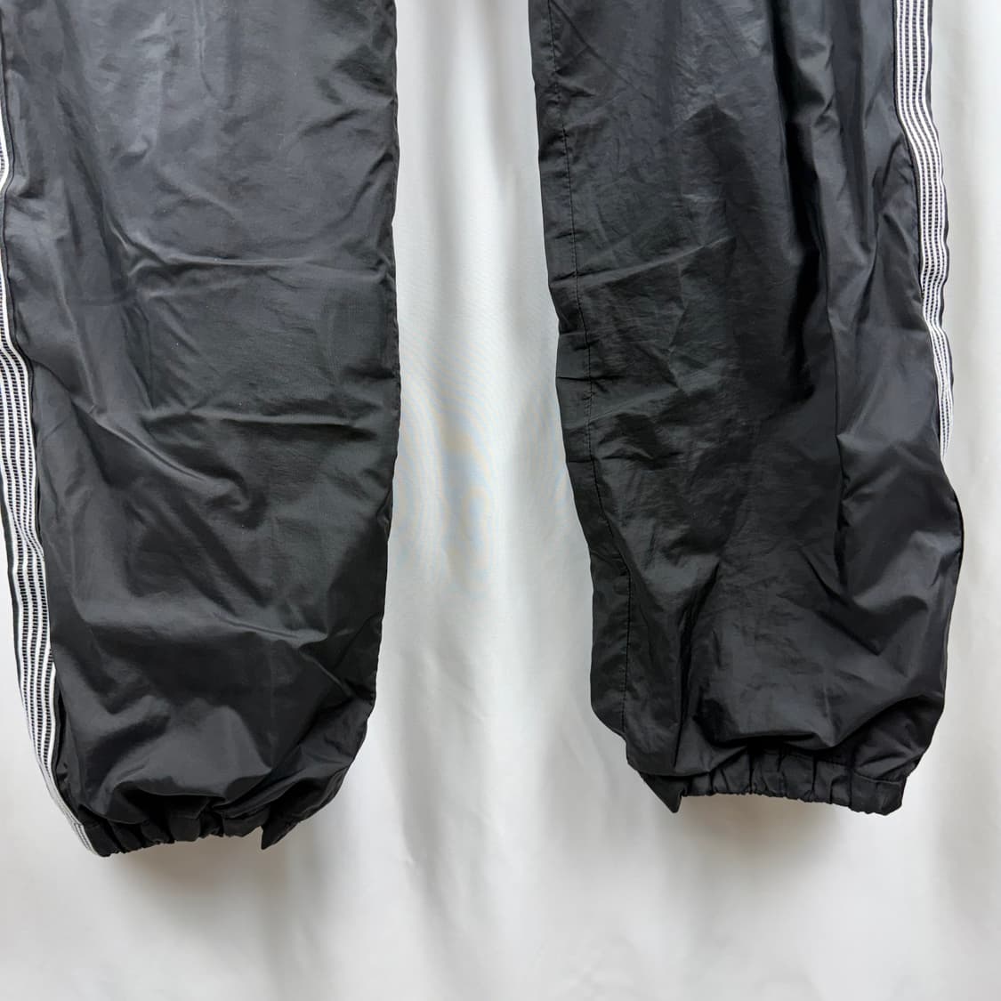 (M) 케이스위스 우븐 웜업 팬츠 블랙 상품이미지3