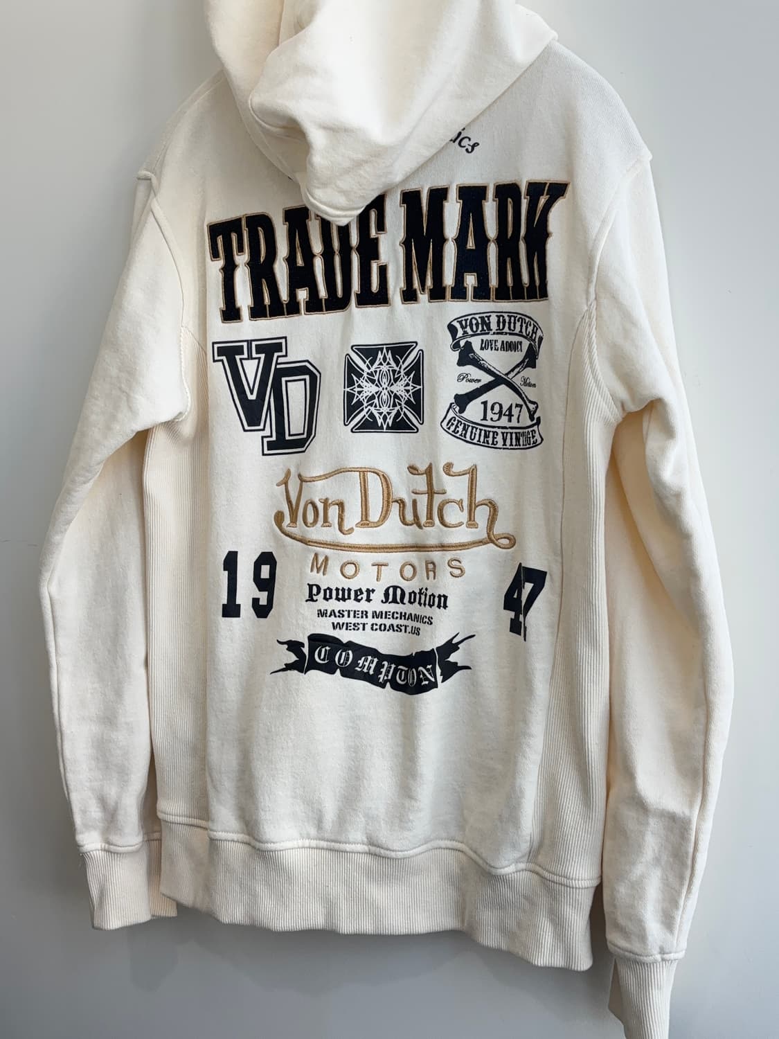 VON DUTCH 뒤판 자수 포인트 아이보리 후드집업 상품이미지7