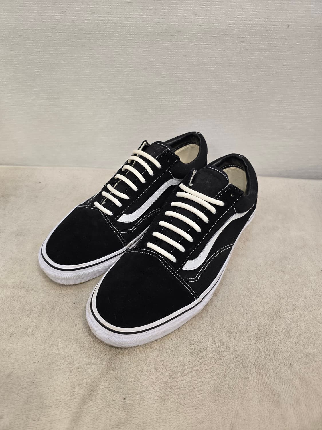 반스 올드스쿨 블랙 스웨이드  스니커즈 컨버스화 275mm 상품이미지1