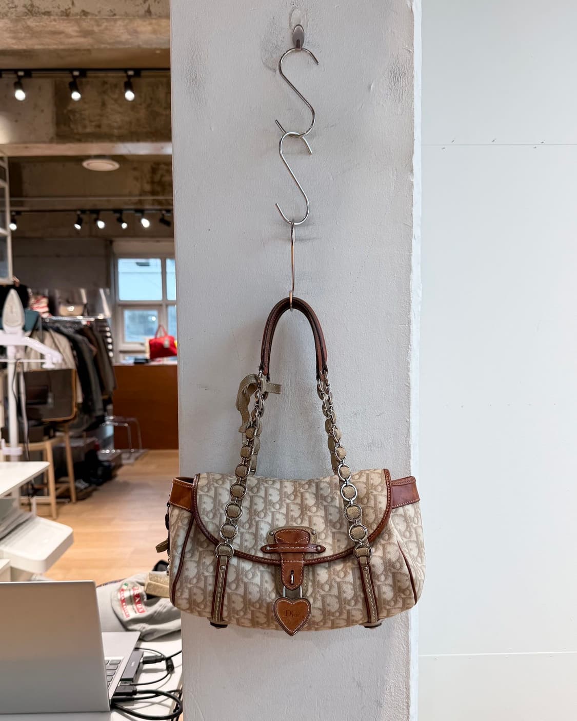 크리스찬 디올 오블리크 로맨틱 트로터 체인 숄더백 상품이미지2