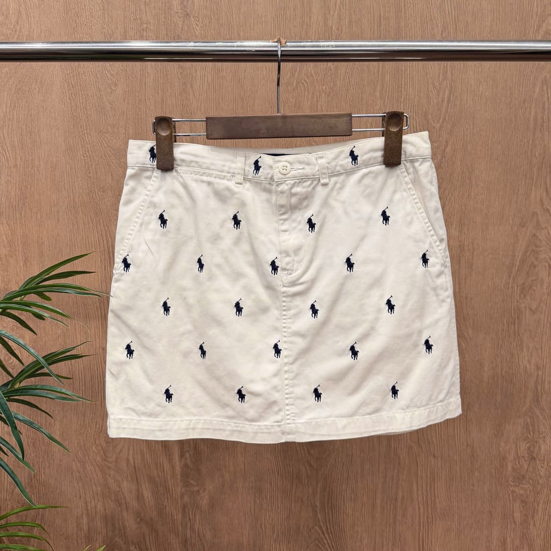 랄프 로렌 스포츠 코튼 미니 스커트 포니 로고 자수 패턴 디테일 화이트 상품이미지1