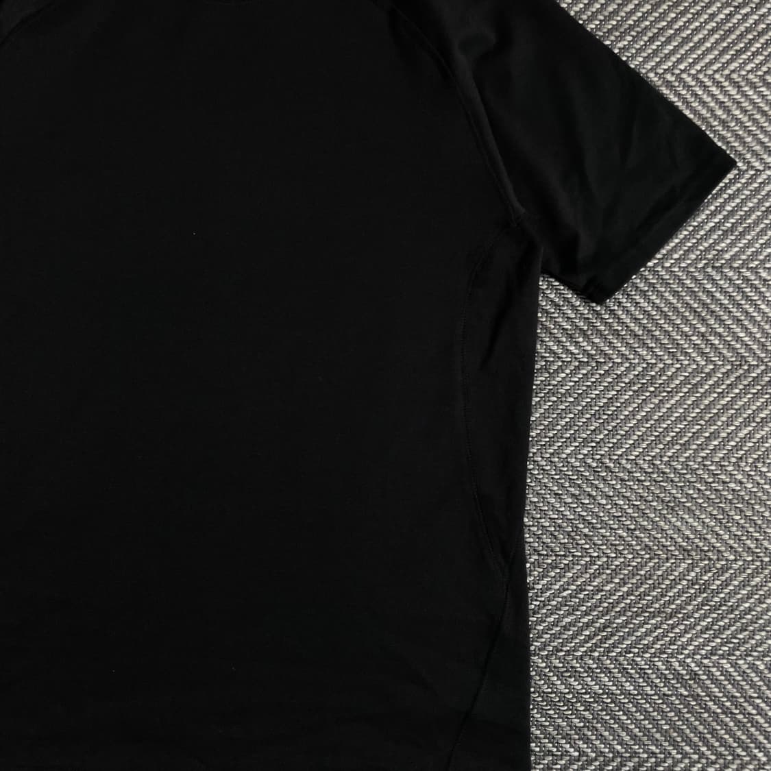 갬블 블랙 머슬핏 미니멀 티셔츠y 3170 상품이미지3