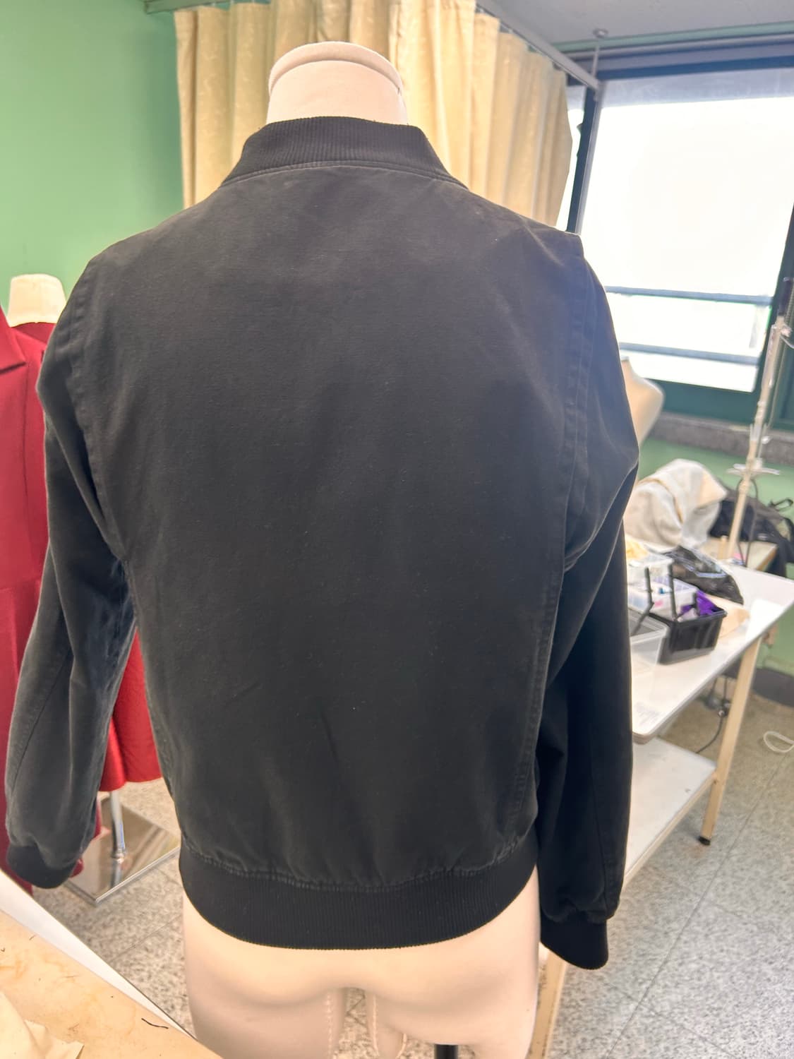 더바이닐하우스 블루종 자켓  상품이미지4