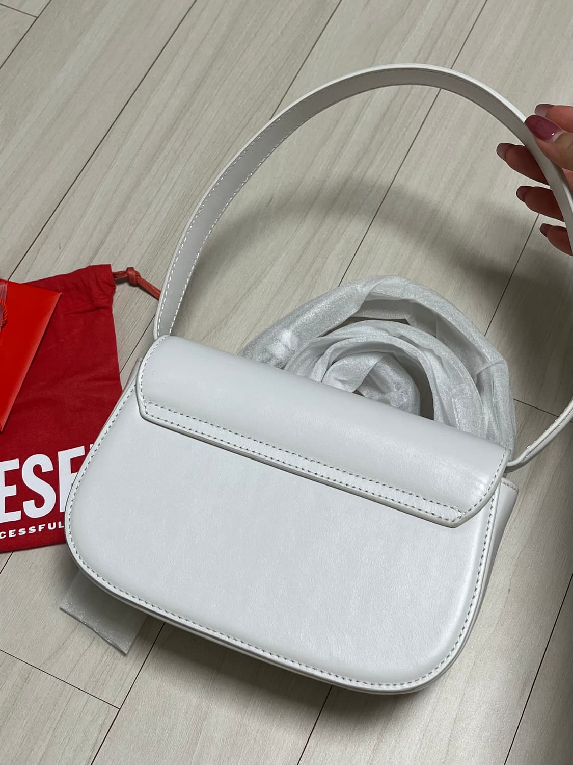 디젤 숄더백 화이트 상품이미지6