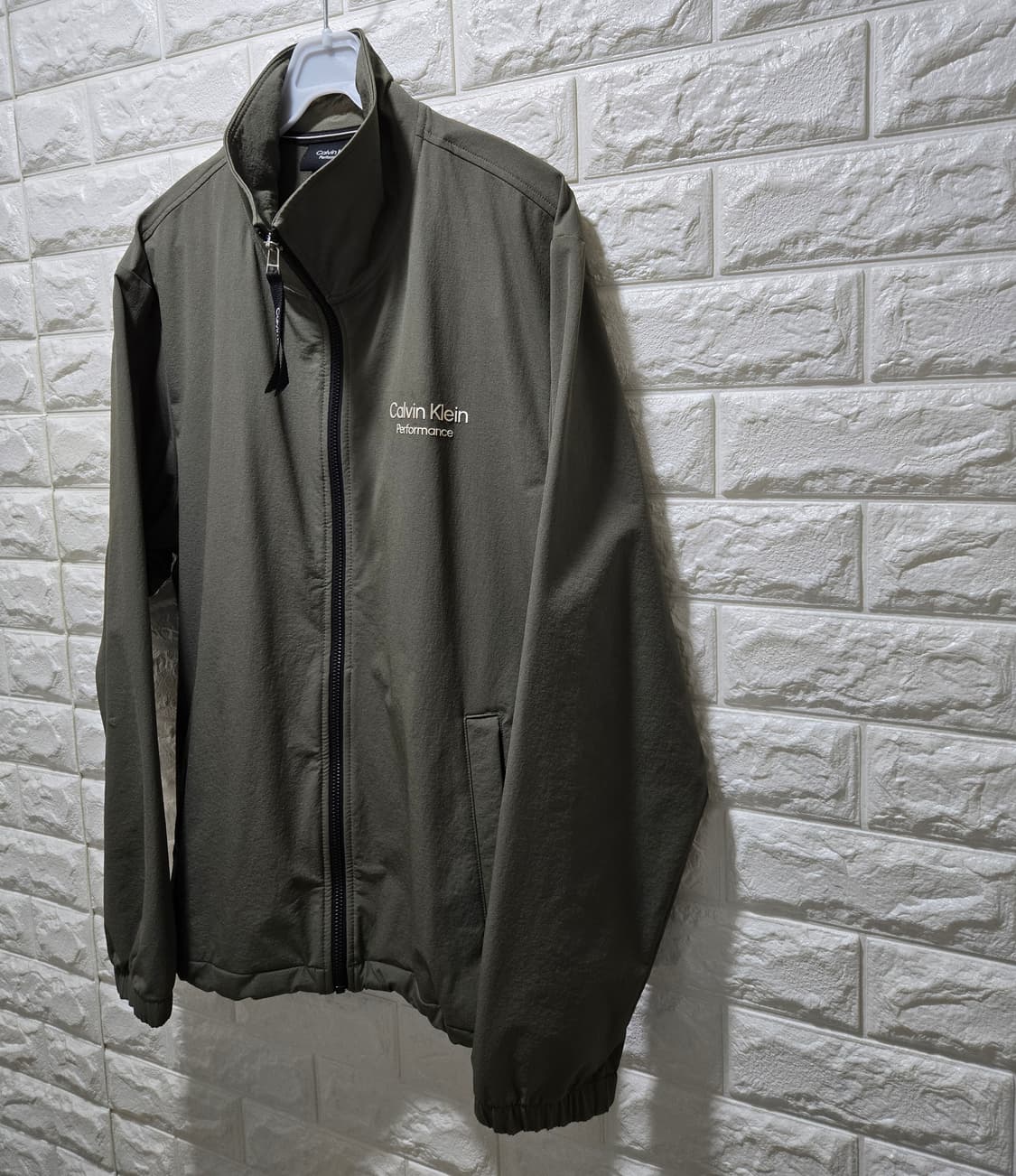 캘빈클라인 퍼포먼스 집업자켓 100 상품이미지3