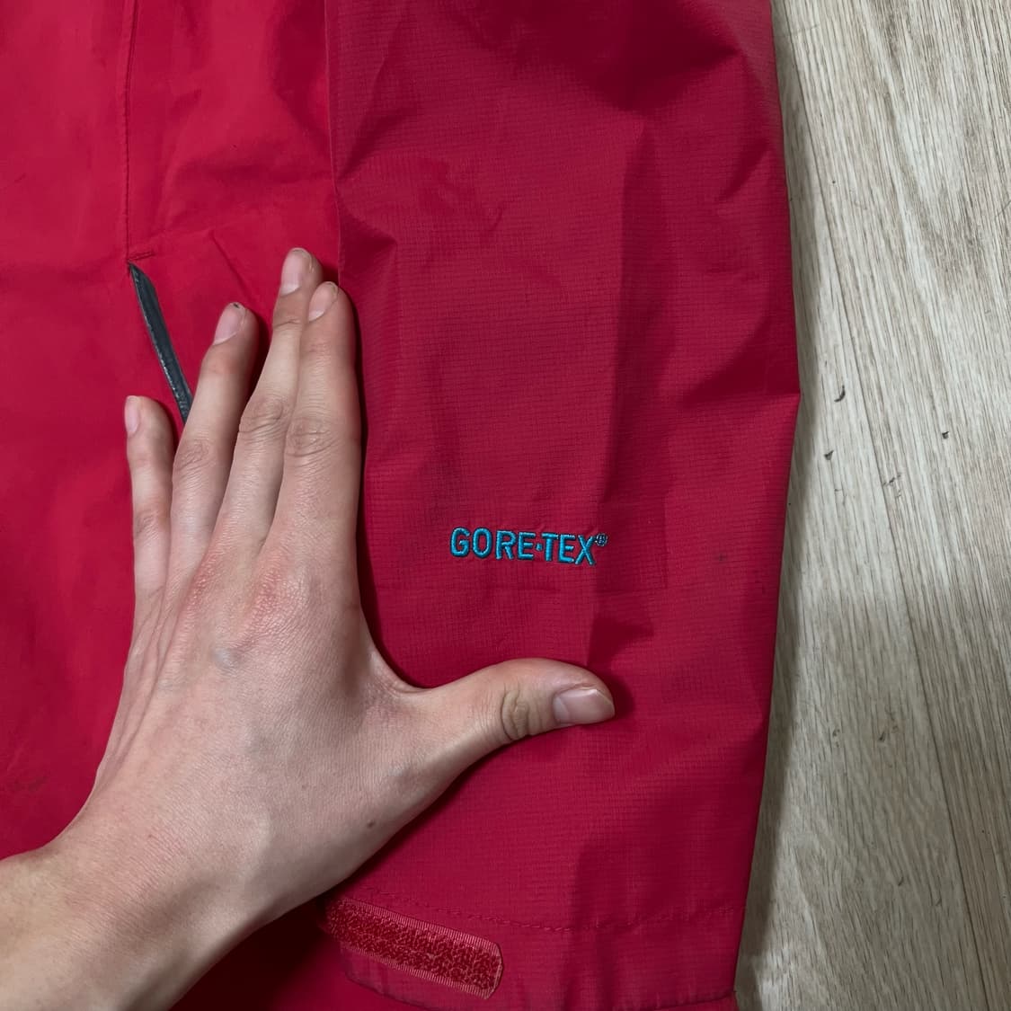 노스페이스 여성 써밋시리즈 고어텍스 바람막이 자켓 S/90  상품이미지4