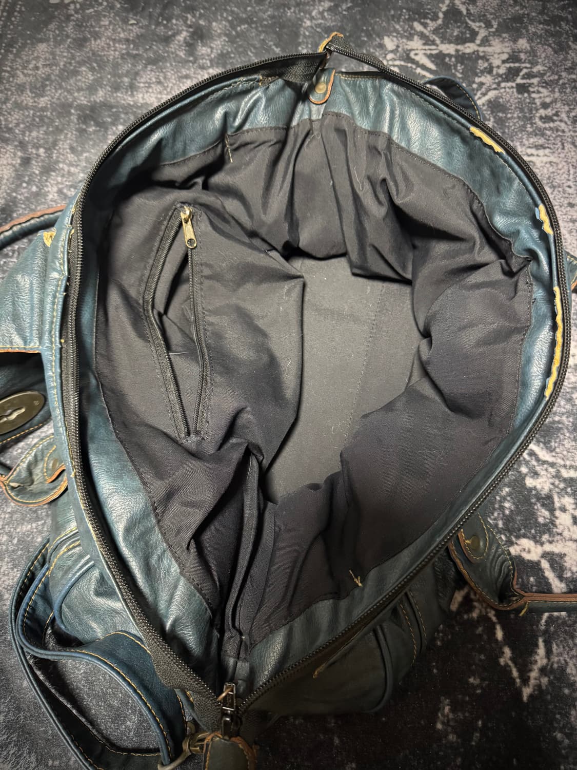 "Unknown" 0O's Dark Blue Leather Bag 상품이미지5