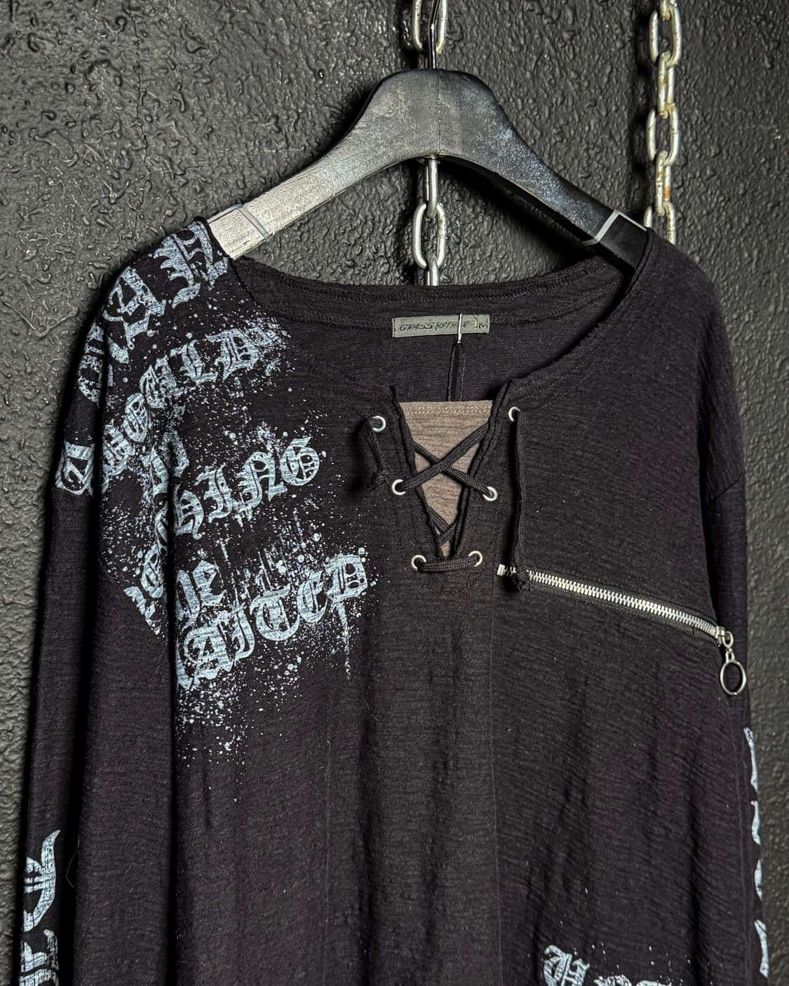 Lace-Up Graphic Long Sleeve 상품이미지7