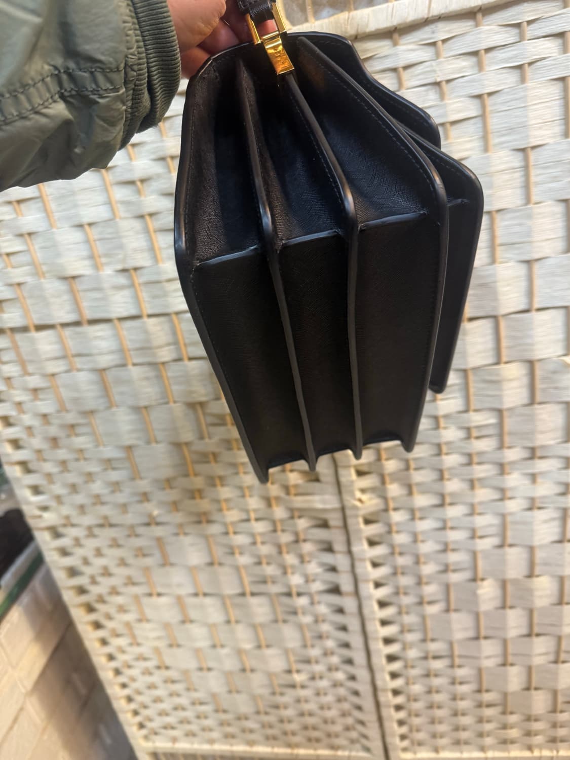 정품 마르니 미니 트렁크백 팝니다 상품이미지6