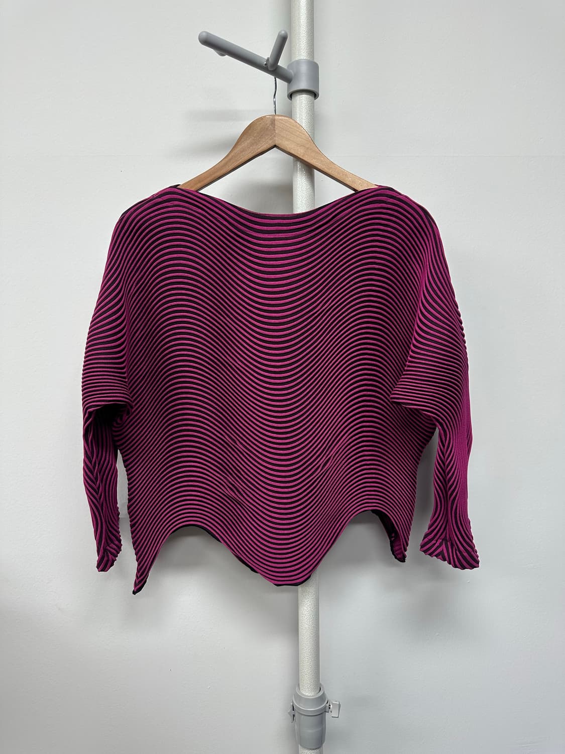 이세이미야케 웨이브 플리츠 탑 상품이미지6