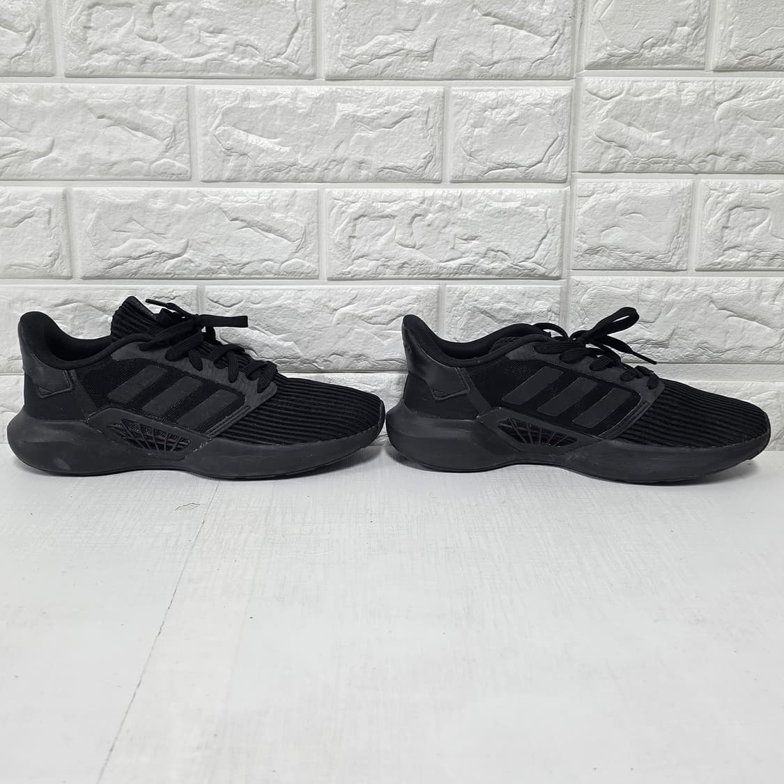 아디다스 블랙 운동화 265mm 상품이미지3