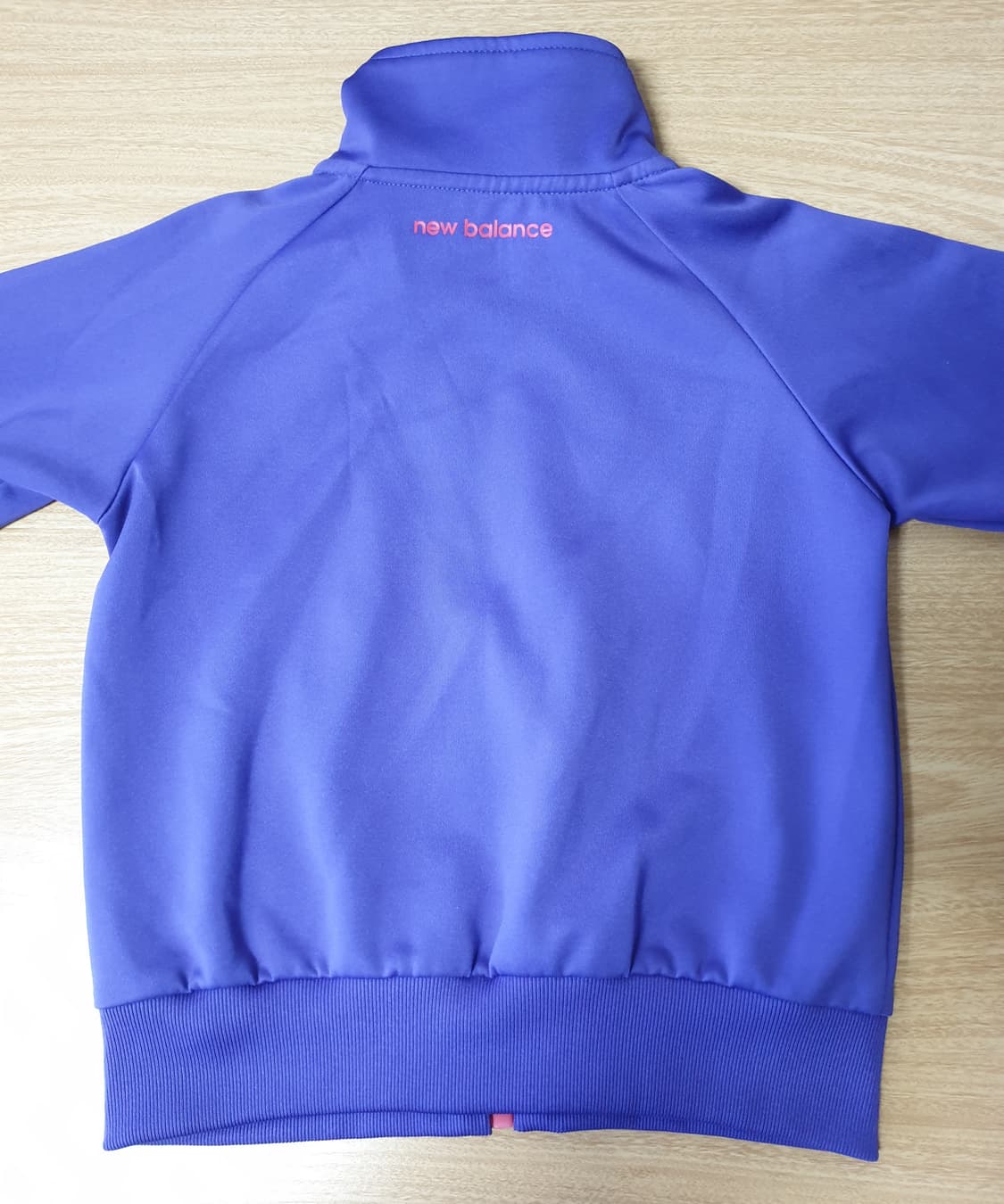 뉴발란스 키즈 트레이닝 상의 110사이즈 상품이미지3