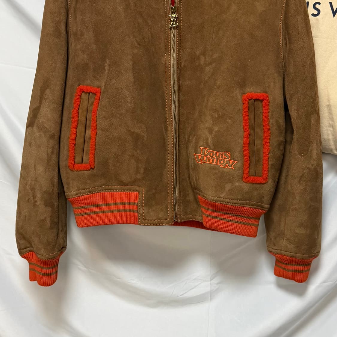 [S+급/50] 루이비통 시어링 블루종 무스탕 자켓 상품이미지3