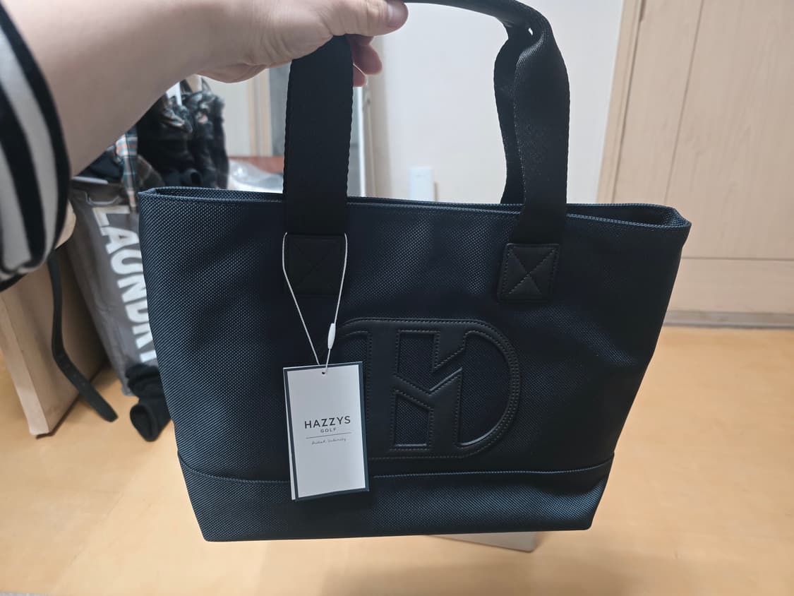 [새상품] 여성 LF 헤지스골프 로고장식 가죽 토트백 상품이미지3