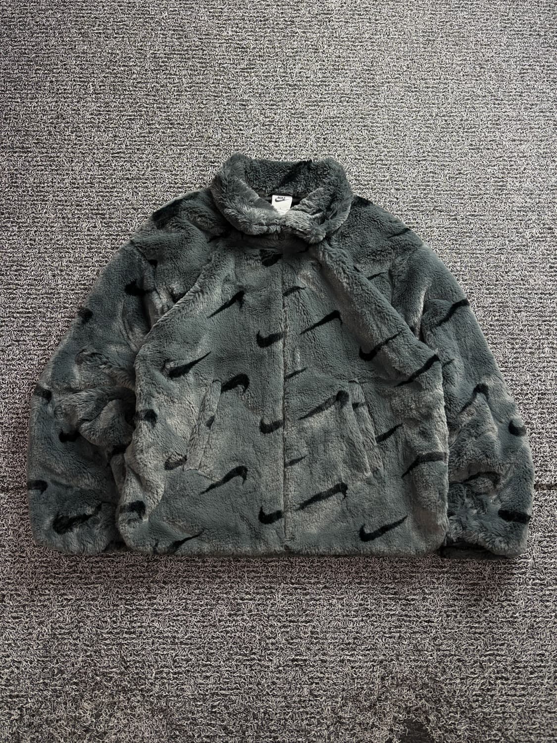 나이키 우먼스 플러시 스우시 에코퍼 자켓 3028 상품이미지2