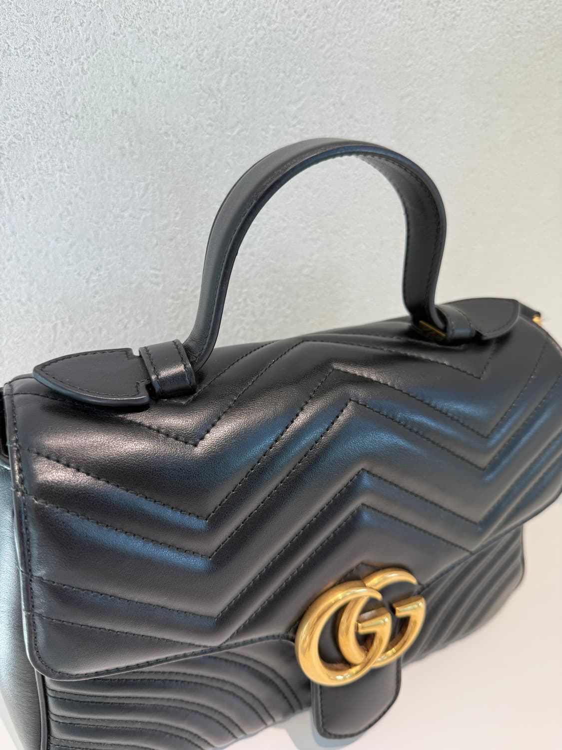 구찌 GG 마몽 마틀라세 탑핸들 숄더백 상품이미지3