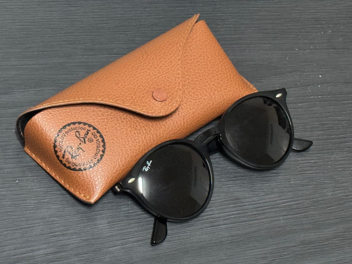레이밴 (Ray-Ban) RB2180 판매해요 상품이미지1