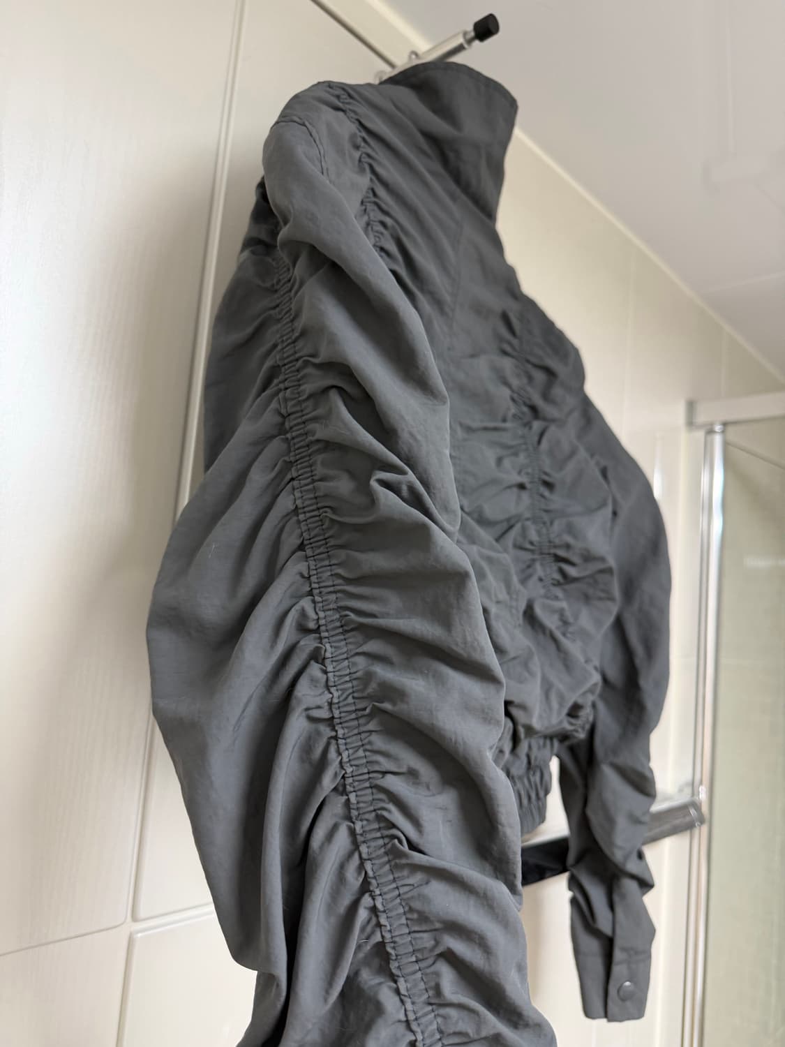 셔링 크롭 바람막이 상품이미지4