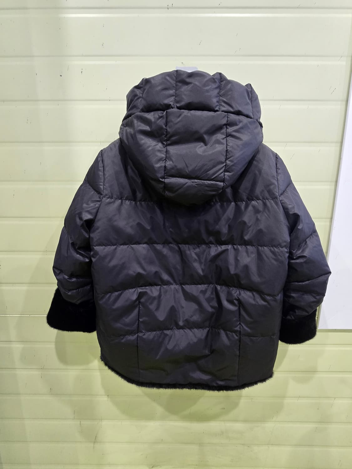 블랙 퍼 후드 패딩 점퍼 상품이미지9