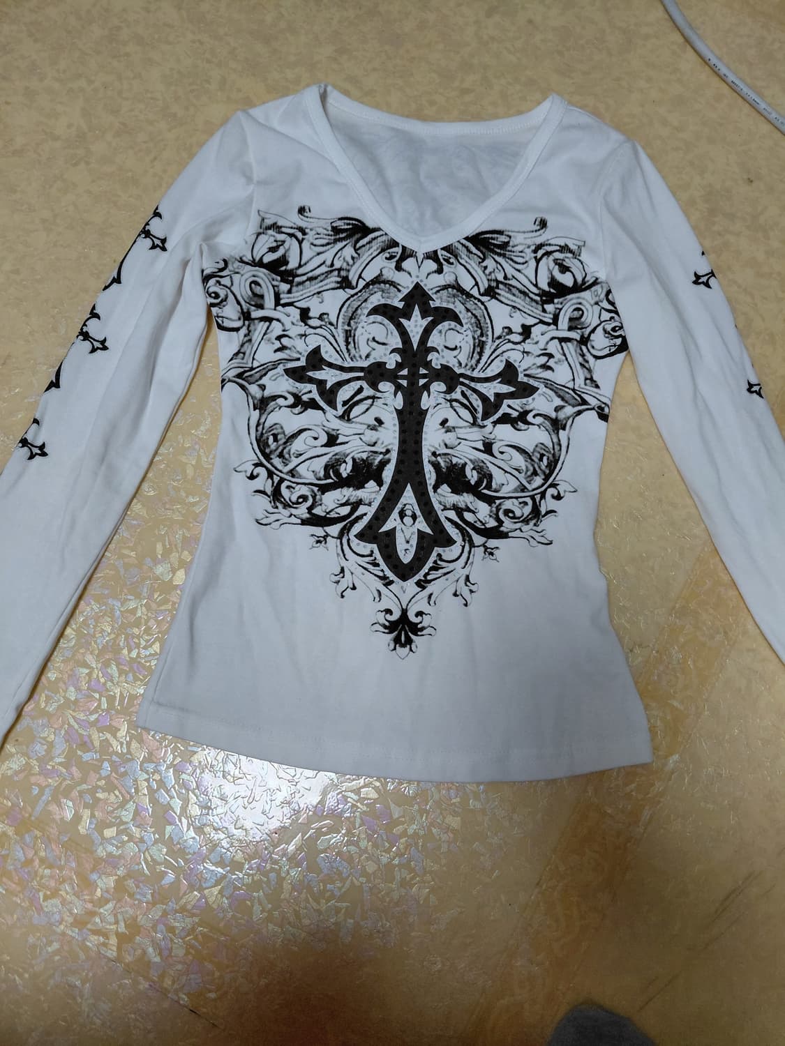 고스 펑크 롱슬리브 십자가 문신 기본티 상품이미지1