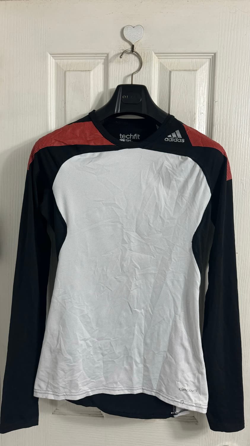아디다스 테크핏 클라이마쿨 기능성 언더셔츠 상품이미지1