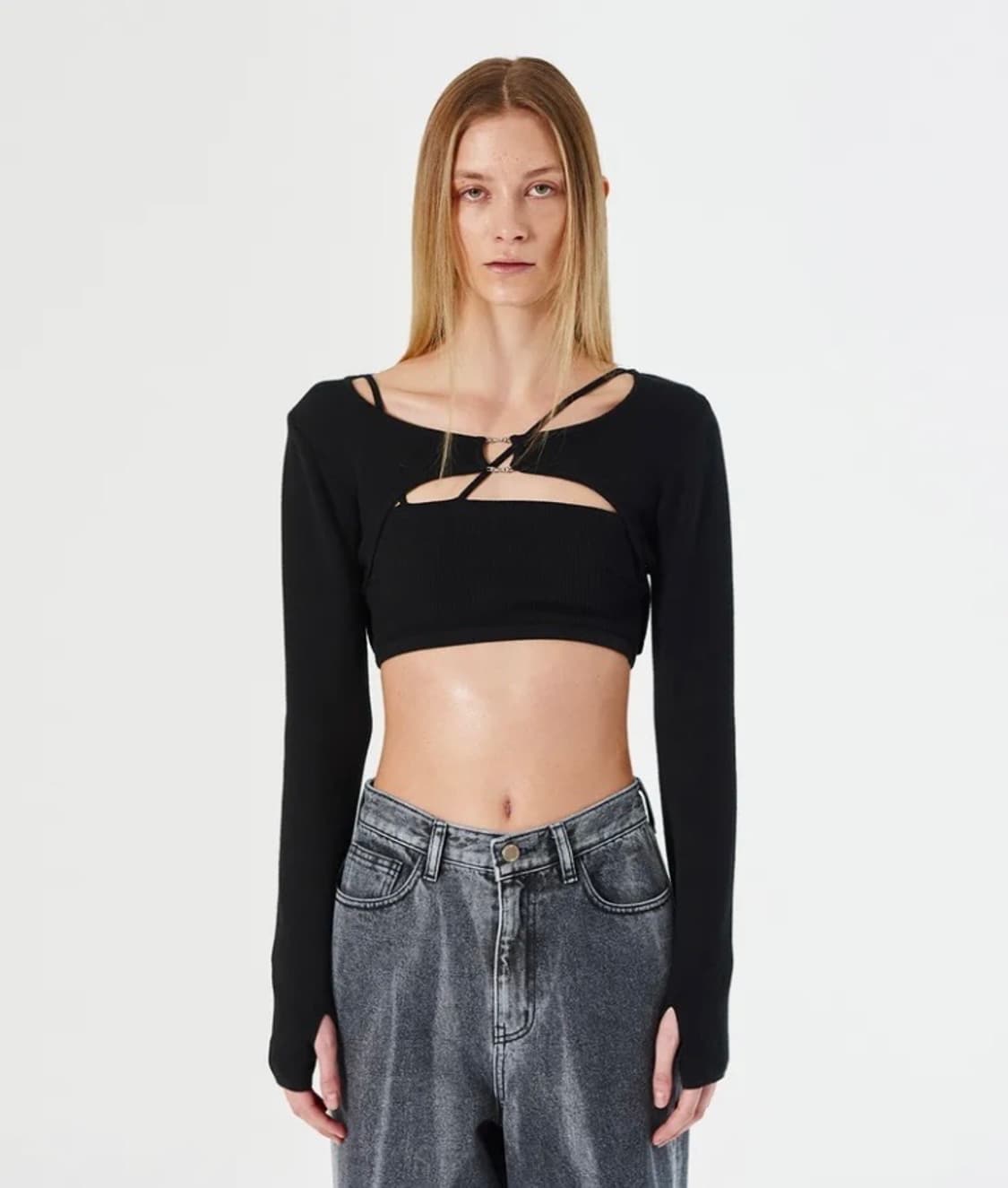 다이애그널 메탈 링 니트 볼레로 탑 블랙 상품이미지1